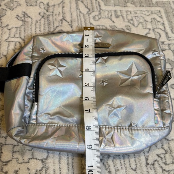 Aimee Kestenberg Quilted Makeup Bag silver with stars - Picture 6 of 8